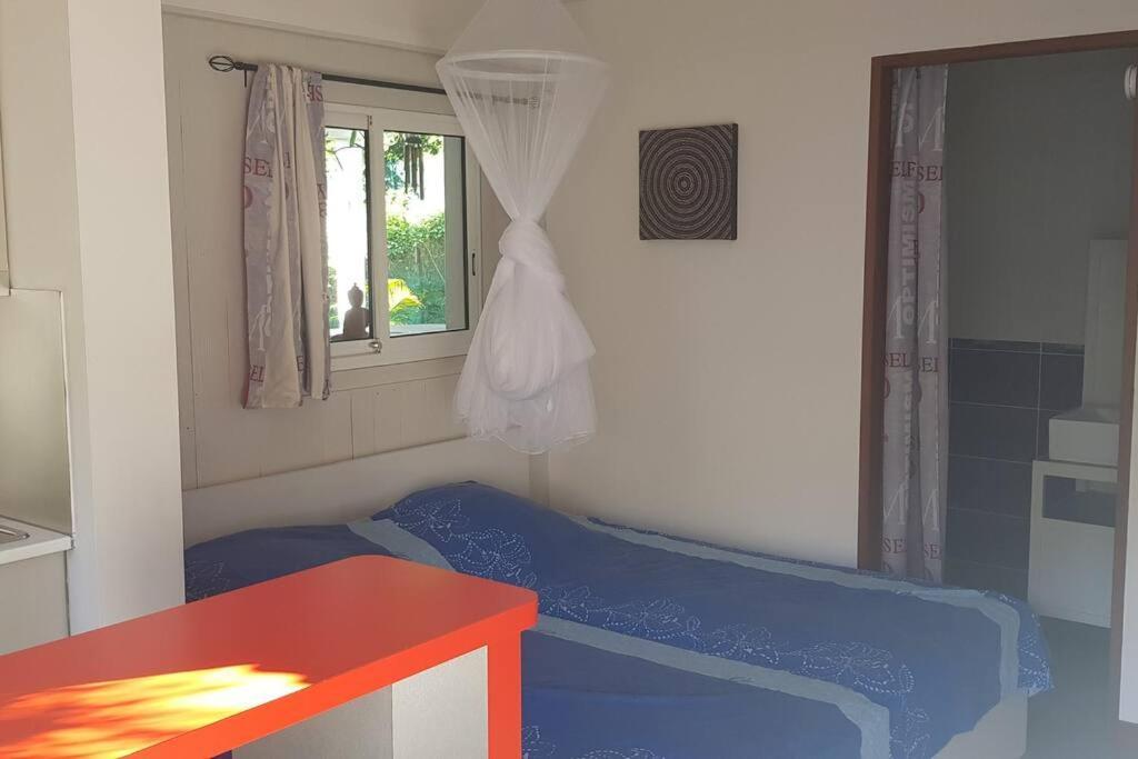 Studio Moderne Climatise Avec Jardin, Plage A Pied Le Diamant Bagian luar foto